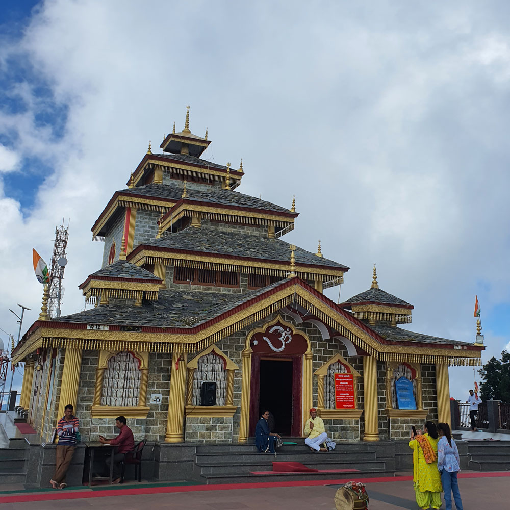 Hotel Asraya nearby attractions